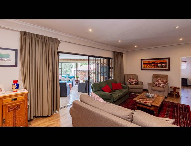 4 BEDROOM FREESTANDING FOR SALE IN BOSKRUIN